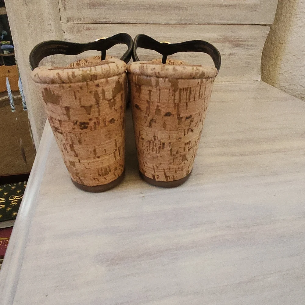 TORY BURCH CORK WEDGE SLIPPERS FLIP FLOPS SANDALS - Picture 5 of 8
